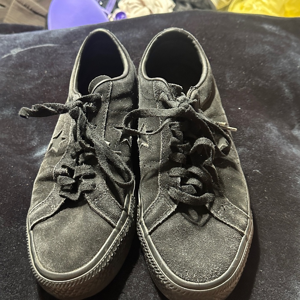 Men’s converse one star size 9 Black Suede Sneakers